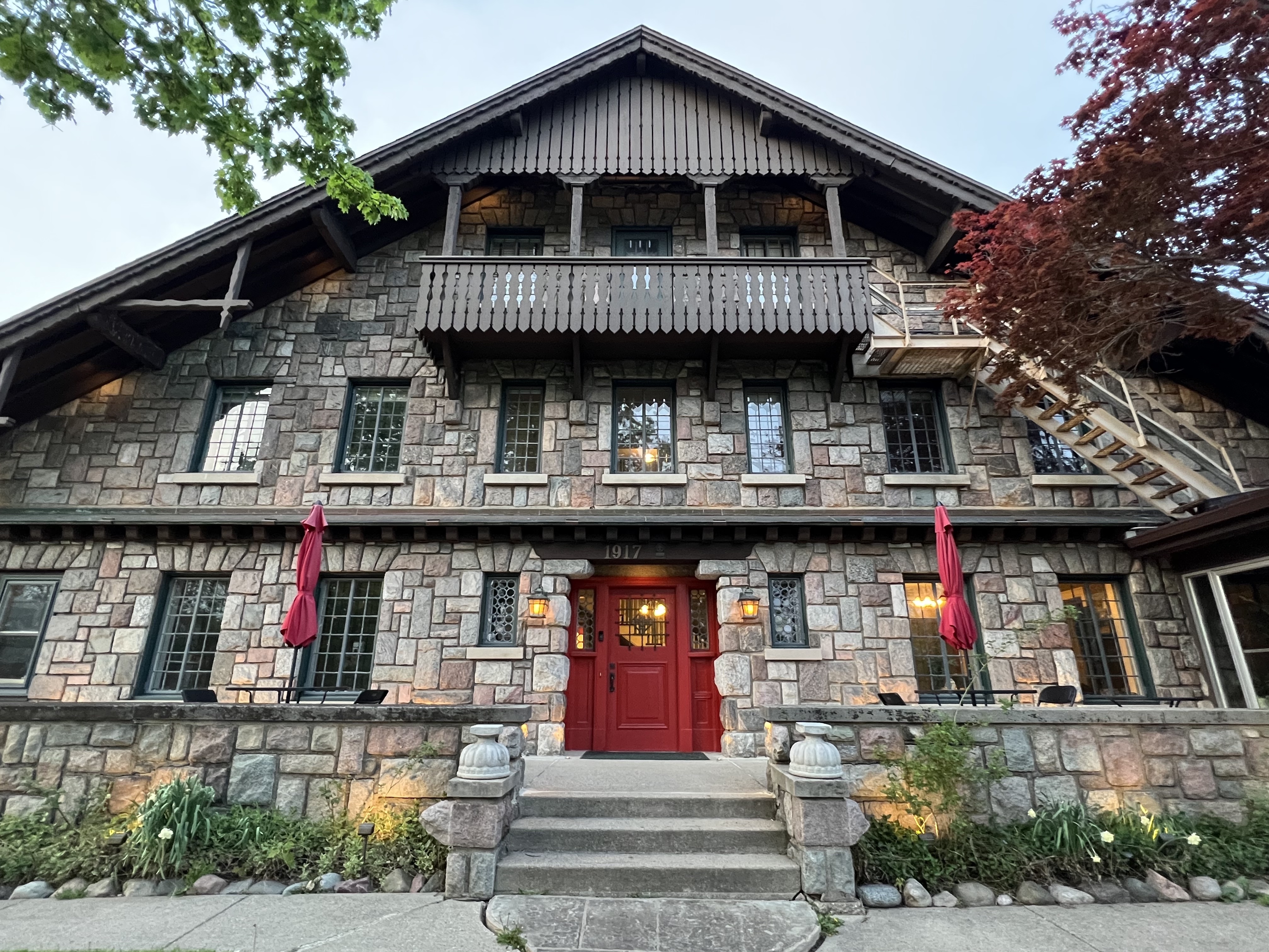 Stone Chalet Bed and Breakfast Inn and Event Center review